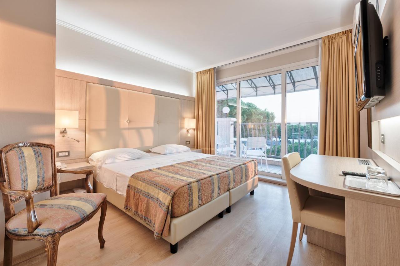ליגננו סביאדורו Hotel Croce Di Malta מראה חיצוני תמונה