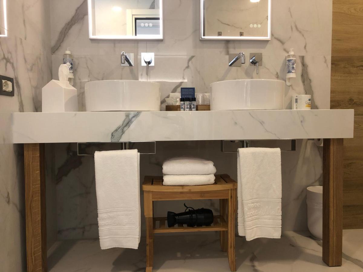 ליגננו סביאדורו Hotel Croce Di Malta מראה חיצוני תמונה