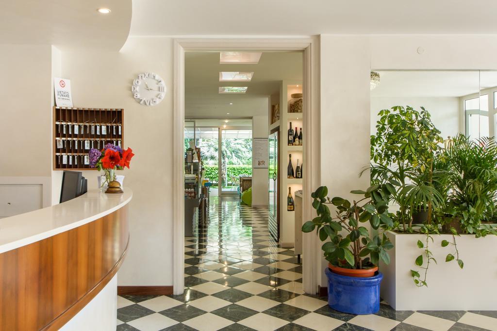 ליגננו סביאדורו Hotel Croce Di Malta מראה חיצוני תמונה